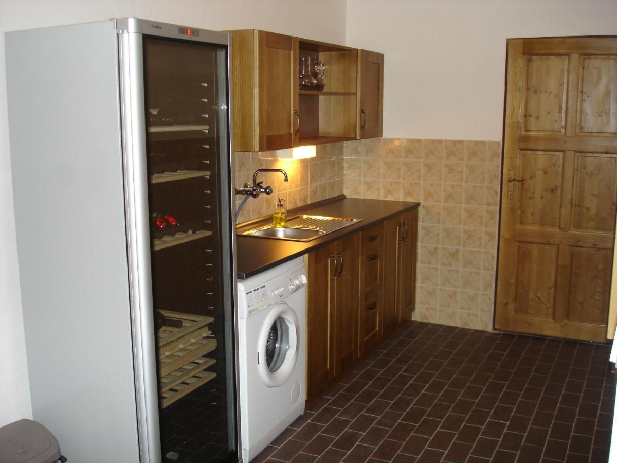 Apartment Turold 2 *