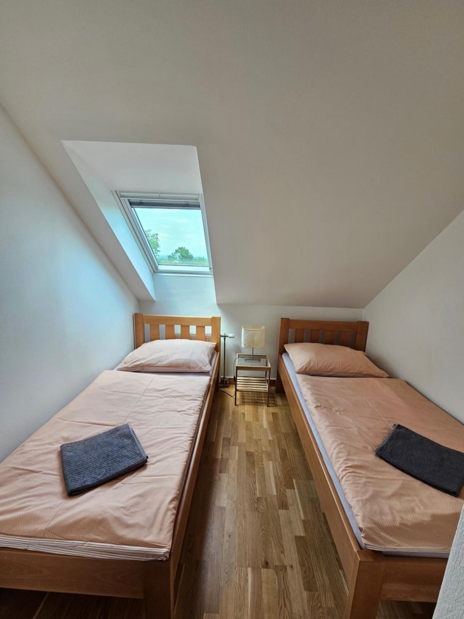 Apartment Turold 2 *